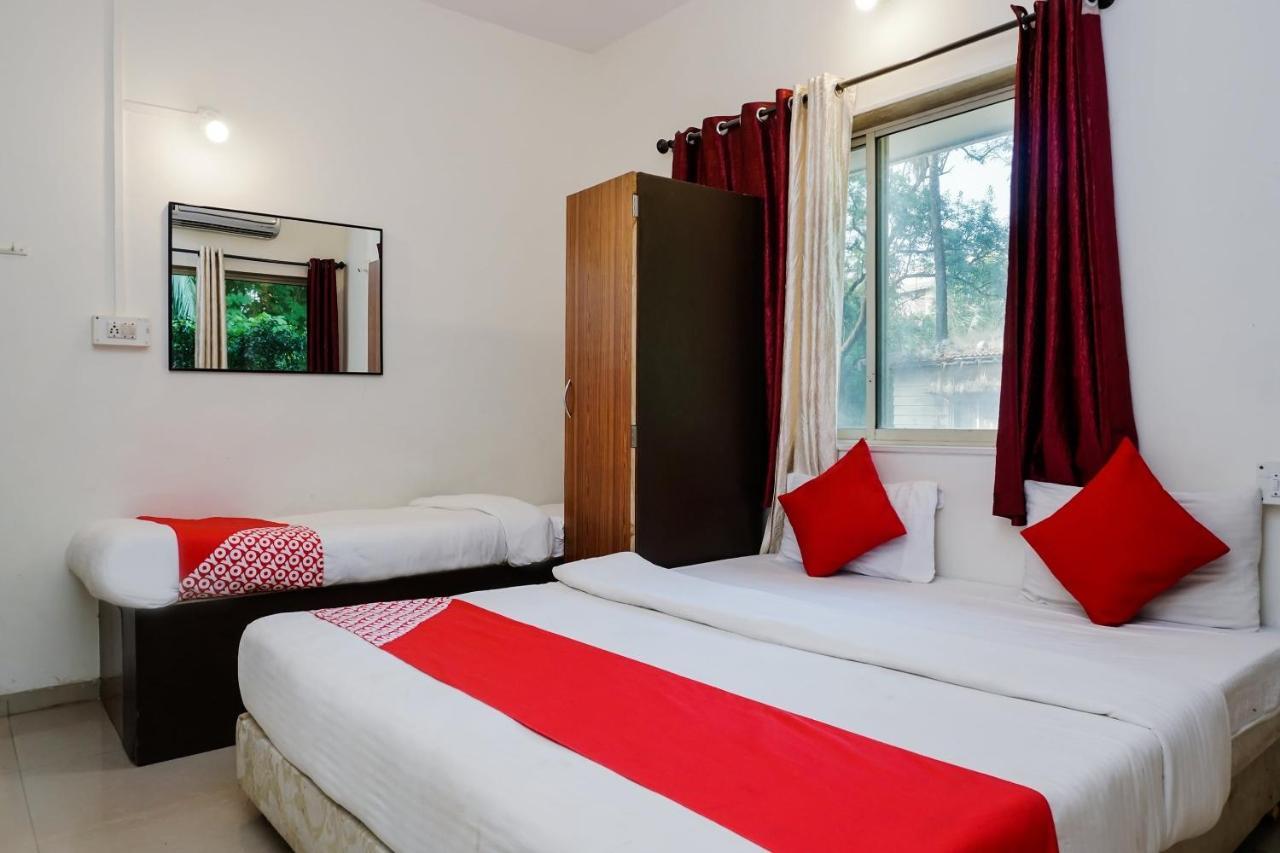 Dreams Holiday Resort Lonavala Exteriör bild